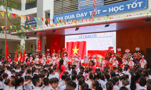女生脸上长斑是什么原因-女生脸上长痣面相图解、女生脸上长痣面相图解 -女生脸上为啥长痣网